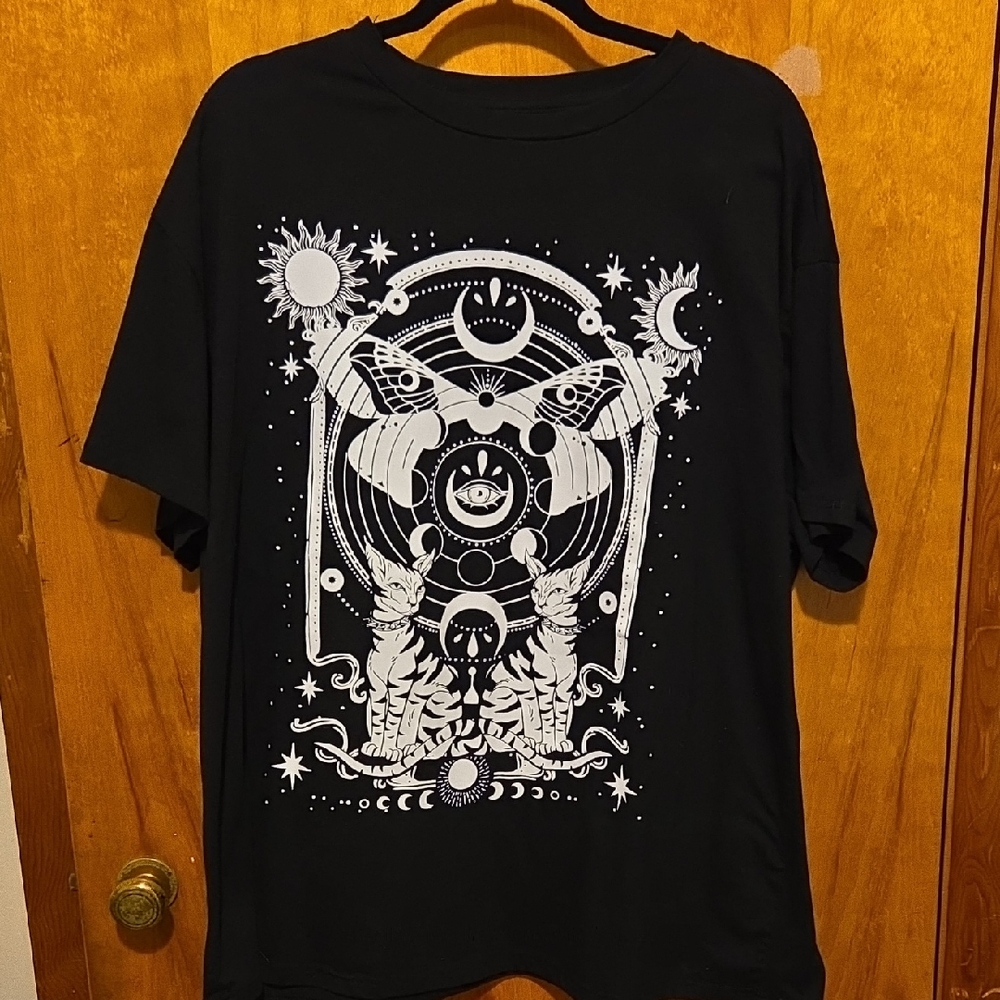 Plus Size Black Graphic T Shirt Goth Evil Eye Moon And Stars Cat Size 2X